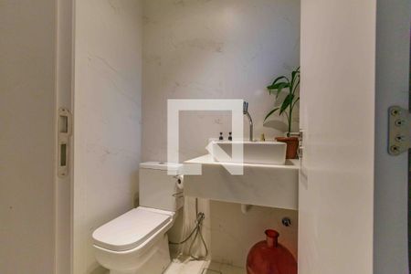 Apartamento à venda com 260m², 3 quartos e 3 vagasLavabo 2