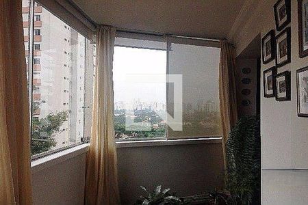 Apartamento à venda com 226m², 4 quartos e 4 vagas