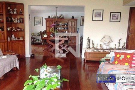 Apartamento à venda com 4 quartos, 226m² em Campo Belo, São Paulo