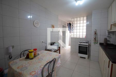 Apartamento à venda com 82m², 2 quartos e 1 vagaCozinha