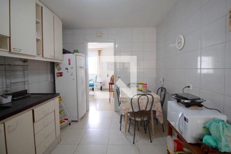 Apartamento à venda com 82m², 2 quartos e 1 vagaCozinha