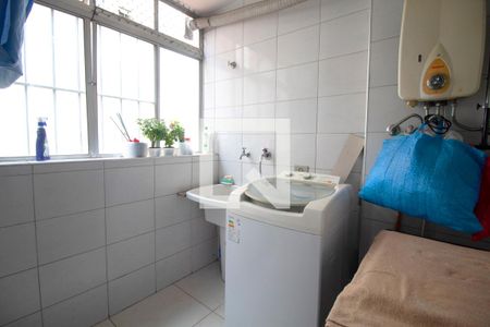 Apartamento à venda com 82m², 2 quartos e 1 vagaÁrea de Serviço