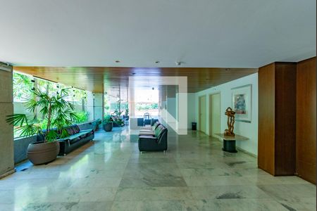 Apartamento à venda com 350m², 5 quartos e 3 vagasSalão de Festas