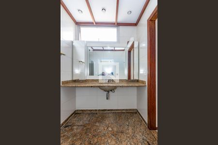 Apartamento à venda com 350m², 5 quartos e 3 vagasBanheiro da Suíte 3