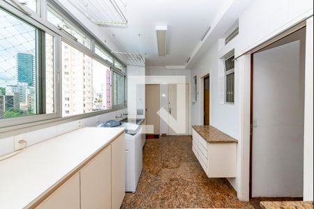 Apartamento à venda com 350m², 5 quartos e 3 vagasÁrea de Serviço