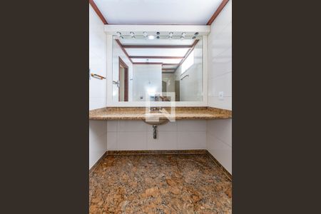 Apartamento à venda com 350m², 5 quartos e 3 vagasBanheiro da Suíte 4