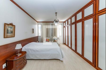 Apartamento à venda com 350m², 5 quartos e 3 vagasSuíte 1