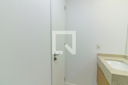 Apartamento à venda com 89m², 2 quartos e 2 vagas Apartamento à venda com 89m², 2 quartos e 2 vagasBanheiro do Quarto 1