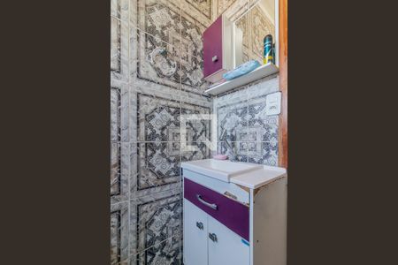 Casa à venda com 250m², 2 quartos e sem vaga Casa à venda com 250m², 2 quartos e sem vagaBanheiro