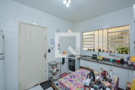 Casa à venda com 140m², 3 quartos e 2 vagasCozinha