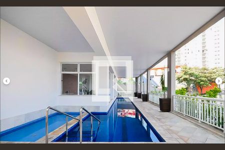Apartamento à venda com 76m², 3 quartos e 2 vagas Apartamento à venda com 76m², 3 quartos e 2 vagasÁrea comum - Piscina