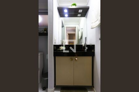 Apartamento à venda com 76m², 3 quartos e 2 vagas Apartamento à venda com 76m², 3 quartos e 2 vagasBanheiro
