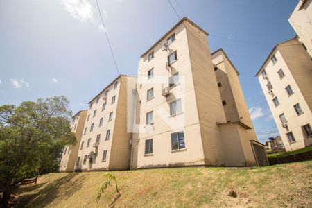 Apartamento à venda com 47m², 2 quartos e 1 vaga Apartamento à venda com 47m², 2 quartos e 1 vagaFachada