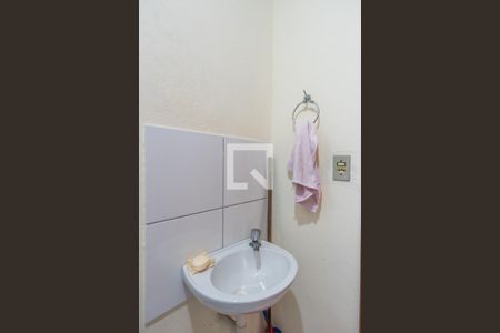 Apartamento à venda com 47m², 2 quartos e 1 vaga Apartamento à venda com 47m², 2 quartos e 1 vagaBanheiro