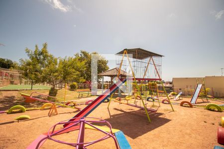Apartamento à venda com 47m², 2 quartos e 1 vaga Apartamento à venda com 47m², 2 quartos e 1 vagaÁrea comum - Playground