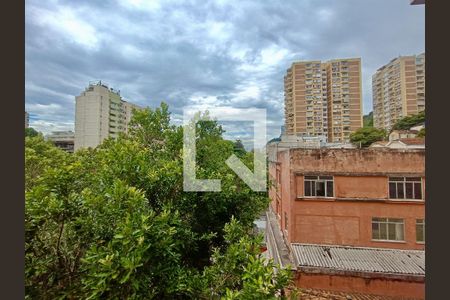 Apartamento à venda com 64m², 2 quartos e 1 vagaSuíte vista