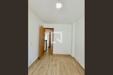 Apartamento à venda com 64m², 2 quartos e 1 vagaQuarto