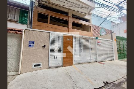 Apartamento à venda com 64m², 2 quartos e 1 vagaFachada com cartaz QA