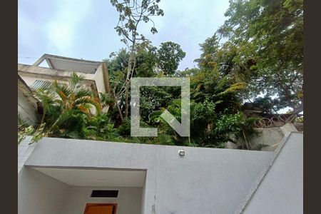 Apartamento à venda com 64m², 2 quartos e 1 vagaTerraço Gourmet e piscina vista