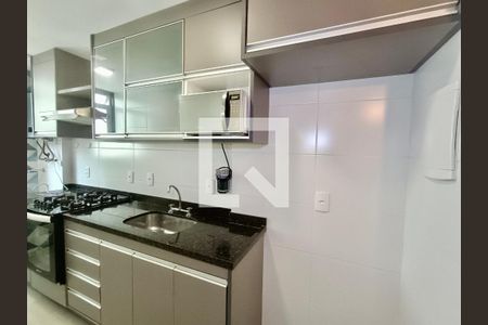 Apartamento à venda com 64m², 2 quartos e 1 vagaCopa Cozinha americana