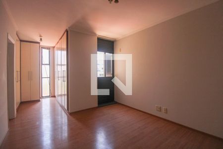 Apartamento à venda com 201m², 4 quartos e 2 vagas Apartamento à venda com 201m², 4 quartos e 2 vagasSuíte 1