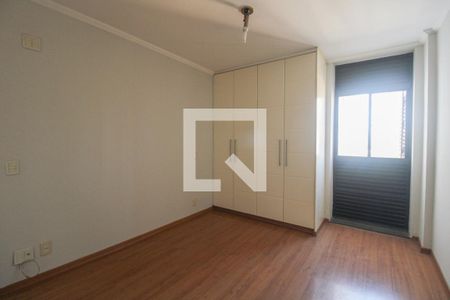Apartamento à venda com 201m², 4 quartos e 2 vagas Apartamento à venda com 201m², 4 quartos e 2 vagasQuarto 1