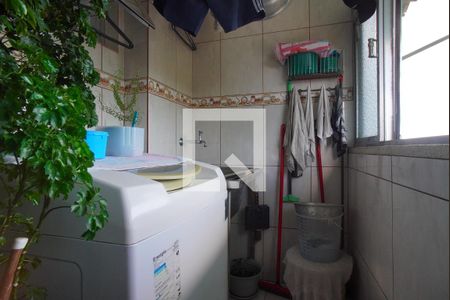 Apartamento à venda com 58m², 2 quartos e sem vagaCozinha e Área de Serviço