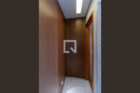 Apartamento à venda com 88m², 3 quartos e 2 vagasCorredor 