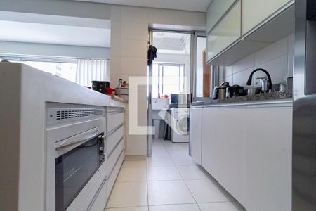 Apartamento à venda com 88m², 3 quartos e 2 vagasCozinha