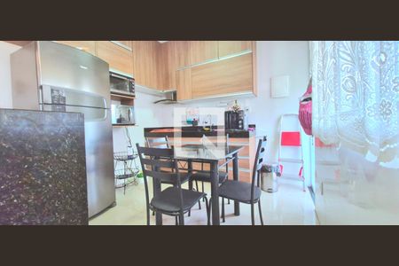 Casa à venda com 101m², 3 quartos e 2 vagasCozinha