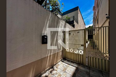 Apartamento à venda com 92m², 2 quartos e 1 vaga Apartamento à venda com 92m², 2 quartos e 1 vagaFachada