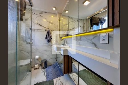 Apartamento à venda com 92m², 2 quartos e 1 vaga Apartamento à venda com 92m², 2 quartos e 1 vagaBanheiro Suíte