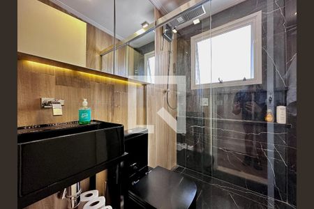 Apartamento à venda com 92m², 2 quartos e 1 vaga Apartamento à venda com 92m², 2 quartos e 1 vagaBanheiro Social