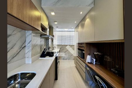 Apartamento à venda com 92m², 2 quartos e 1 vaga Apartamento à venda com 92m², 2 quartos e 1 vagaCozinha