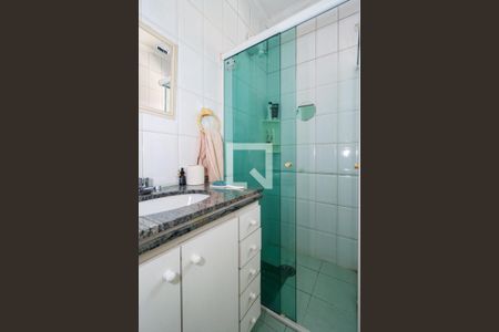 Casa à venda com 144m², 4 quartos e 3 vagas Casa à venda com 144m², 4 quartos e 3 vagasBanheiro da Suíte