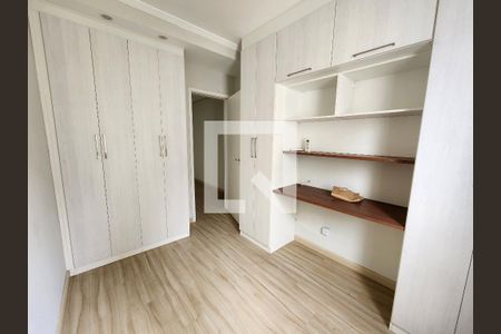 Quarto 1 de apartamento para alugar com 3 quartos, 80m² em Jardim Nova Europa, Campinas
