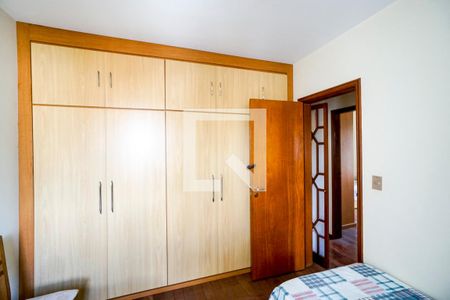 Apartamento à venda com 96m², 3 quartos e 1 vagaQuarto 02