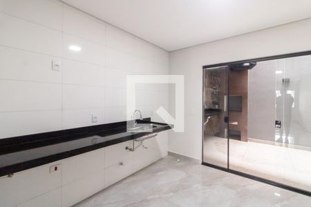 Casa à venda com 144m², 3 quartos e 2 vagas Casa à venda com 144m², 3 quartos e 2 vagasCozinha