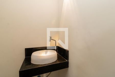 Lavabo de casa à venda com 3 quartos, 144m² em Jardim Piratininga, São Paulo