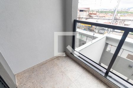 Casa à venda com 174m², 3 quartos e 2 vagas Casa à venda com 174m², 3 quartos e 2 vagasVaranda