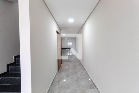 Casa à venda com 174m², 3 quartos e 2 vagas Casa à venda com 174m², 3 quartos e 2 vagasBanheiro Corredor
