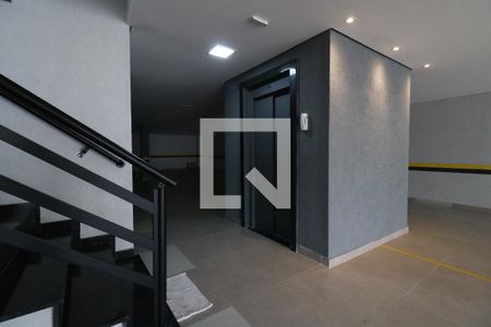 Apartamento à venda com 120m², 2 quartos e 2 vagasElevador