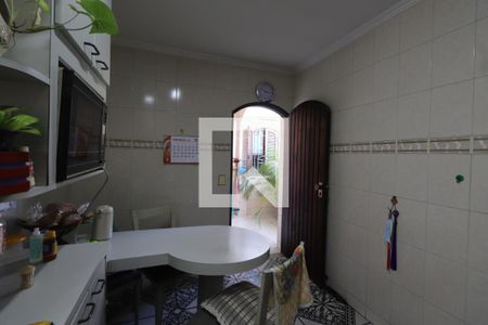 Casa à venda com 360m², 4 quartos e 2 vagasCozinha