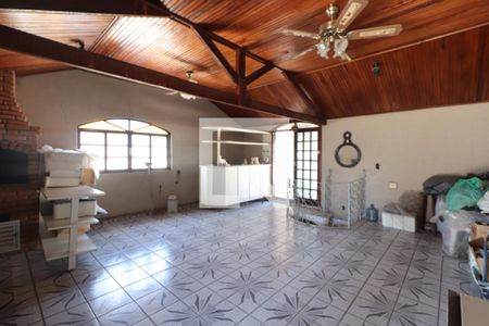 Casa à venda com 360m², 4 quartos e 2 vagasCobertura