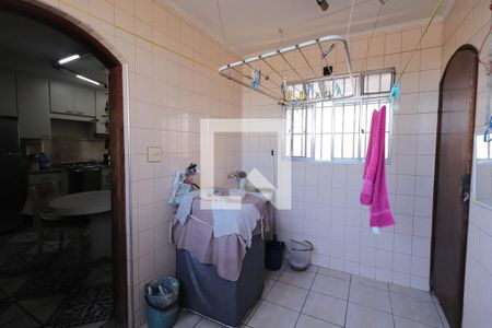 Casa à venda com 360m², 4 quartos e 2 vagasÁrea de Serviço