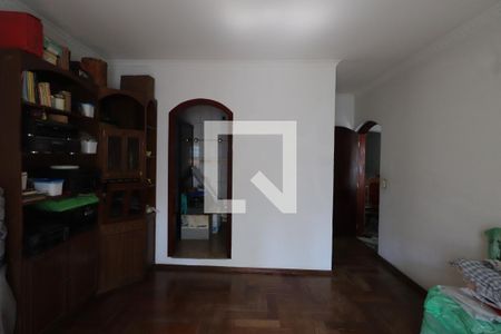 Casa à venda com 360m², 4 quartos e 2 vagasQuarto 1 - Suíte