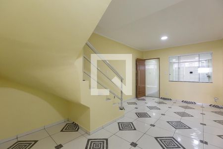 Sala de casa para alugar com 3 quartos, 150m² em Vila Carmosina, São Paulo
