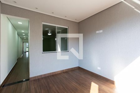 Varanda de casa para alugar com 3 quartos, 150m² em Vila Carmosina, São Paulo