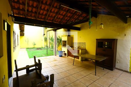 Casa à venda com 140m², 4 quartos e 8 vagasÁrea comum - Churrasqueira