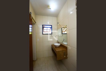 Casa à venda com 140m², 4 quartos e 8 vagasBanheiro da Suíte